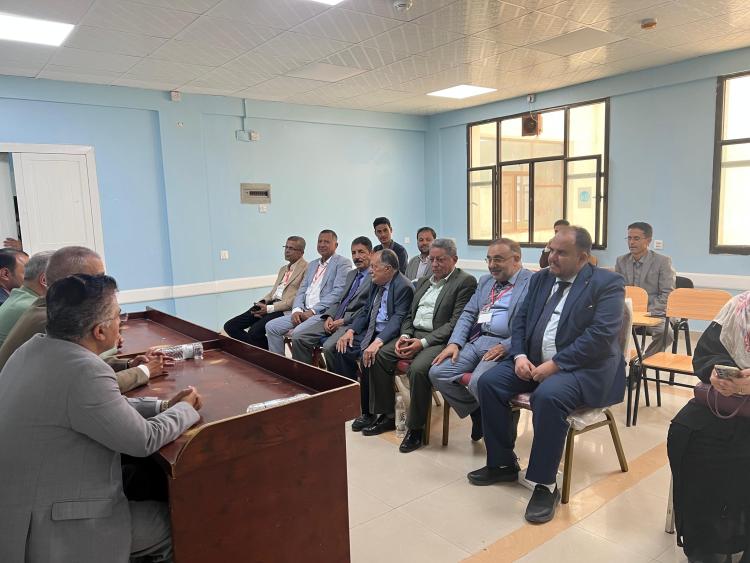 جامعة إب: إختتام الإمتحانات السريرية – قسم جراحة لطلبة الدفعة الثالثة طب وجراحة